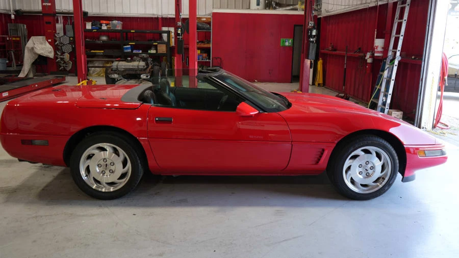 1995 Chevrolet Corvette C4 - Image 20 of 31
