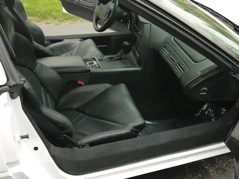 1995 Chevrolet Corvette C4 - Image 9 of 14