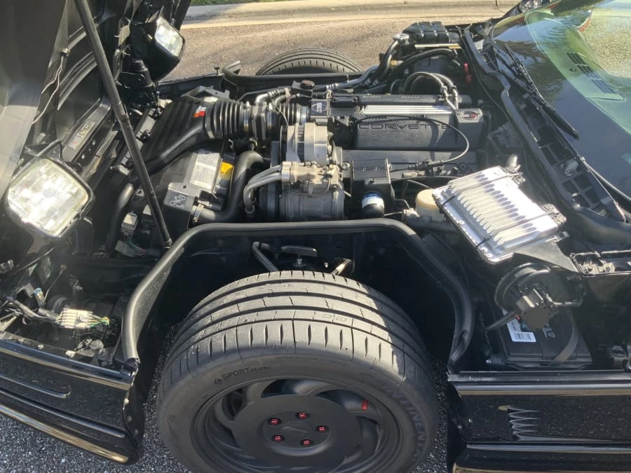 1995 Chevrolet Corvette C4 - Image 11 of 12