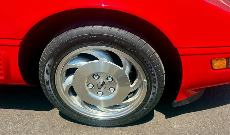 1995 Chevrolet Corvette C4 - Image 23 of 29