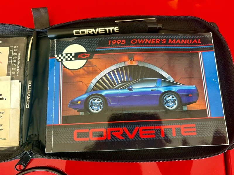 1995 Chevrolet Corvette C4 - Image 16 of 29