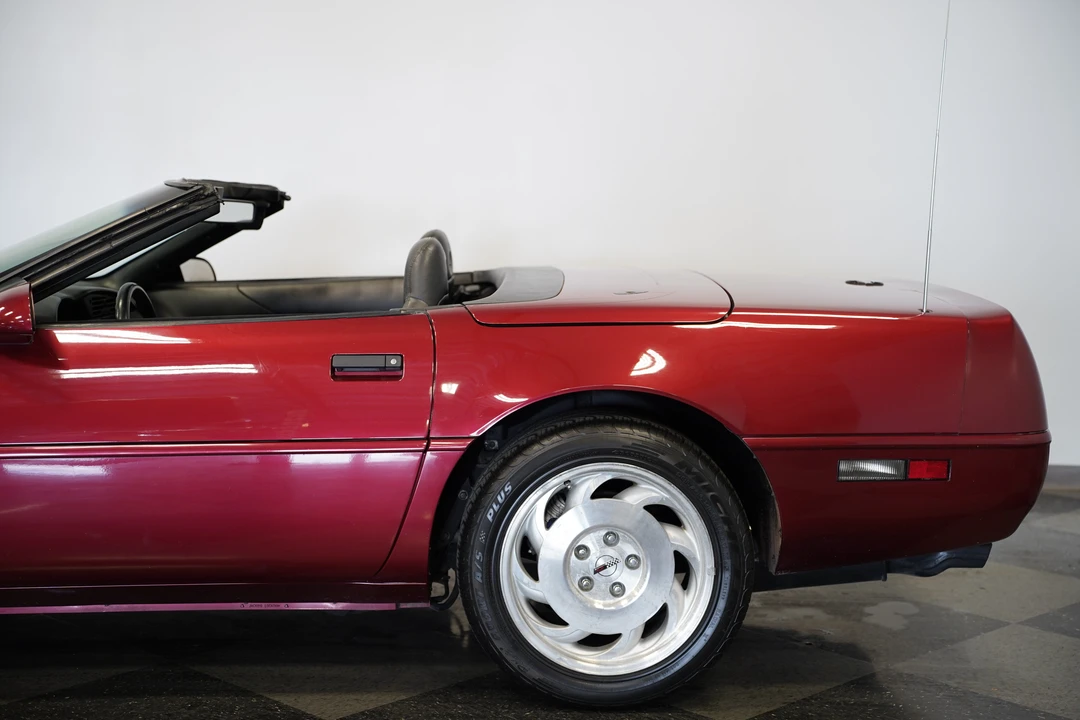 1995 Chevrolet Corvette C4 - Image 27 of 31