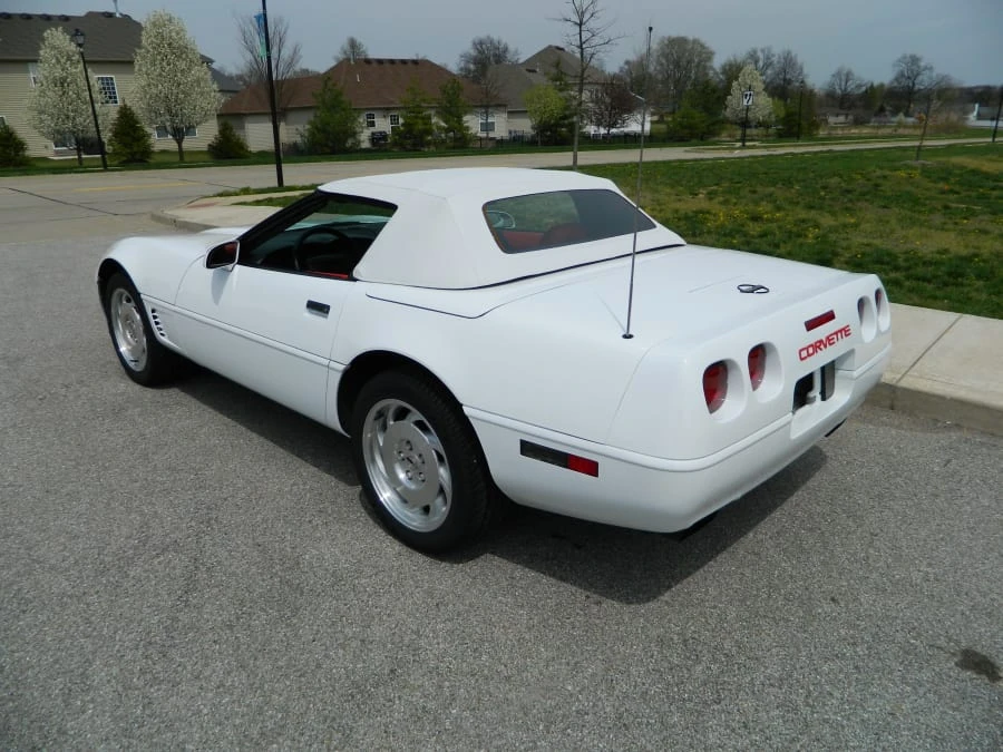 1995 Chevrolet Corvette C4 - Image 3 of 7