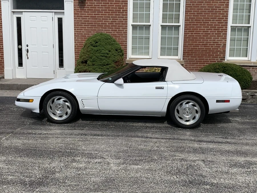1995 Chevrolet Corvette C4 - Image 9 of 12