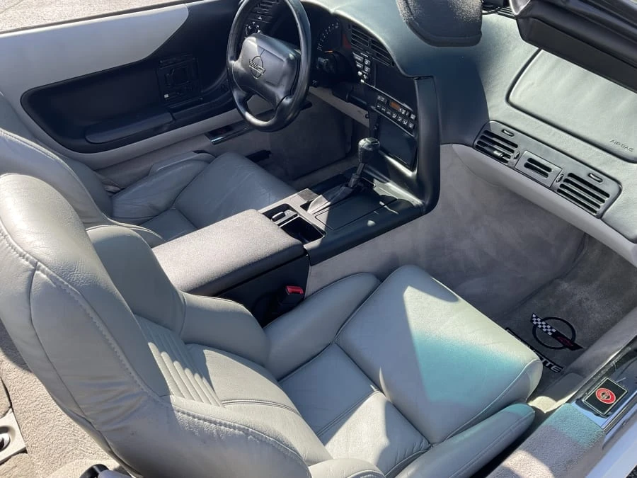 1995 Chevrolet Corvette C4 - Image 9 of 11