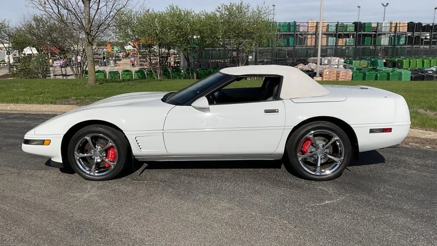 1995 Chevrolet Corvette C4 - Image 5 of 11