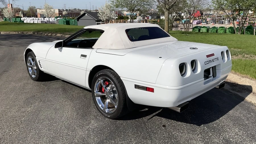 1995 Chevrolet Corvette C4 - Image 6 of 11