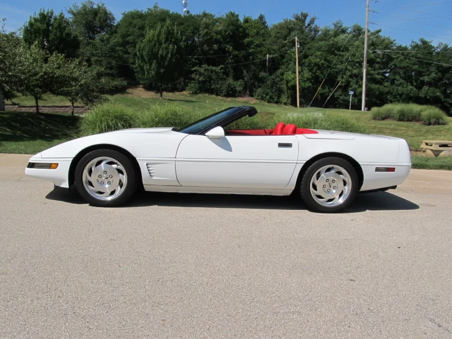 1995 Chevrolet Corvette C4 - Image 2 of 9