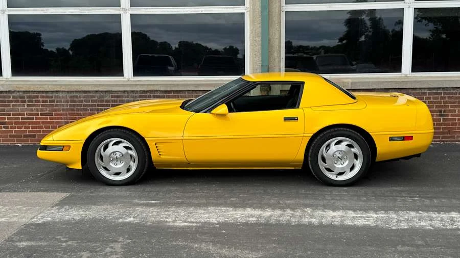 1995 Chevrolet Corvette C4 - Image 2 of 19