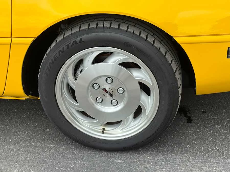 1995 Chevrolet Corvette C4 - Image 6 of 19