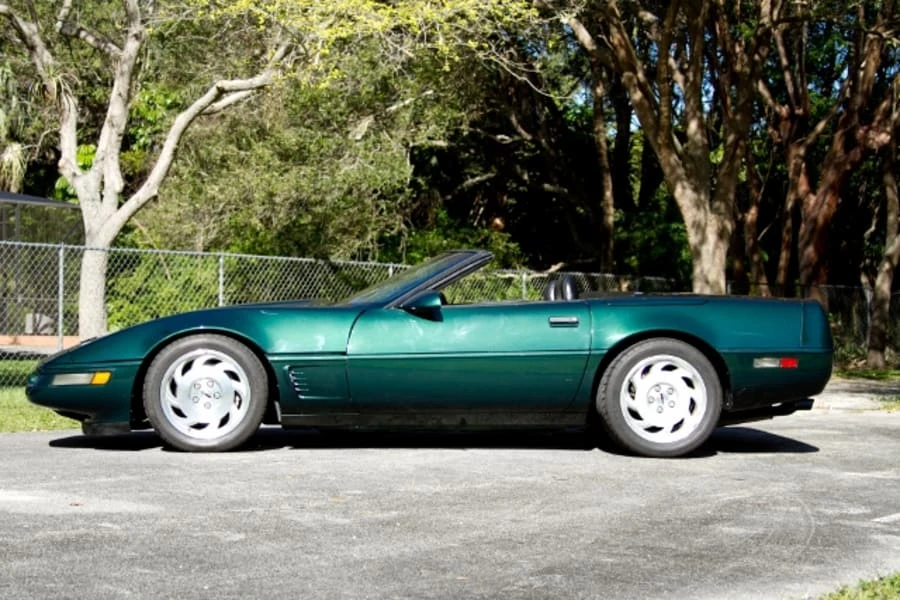 1995 Chevrolet Corvette C4 - Image 2 of 11