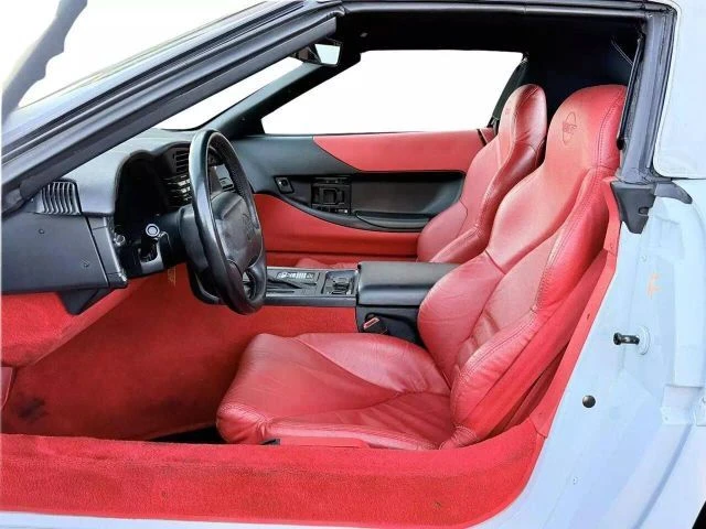 1995 Chevrolet Corvette C4 - Image 11 of 21