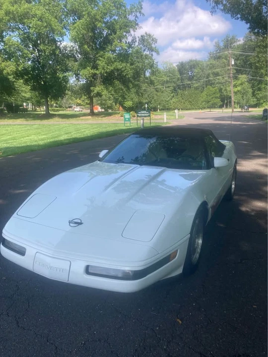 1995 Chevrolet Corvette C4 - Image 10 of 15