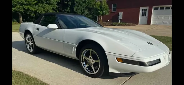 1995 Chevrolet Corvette C4 - Image 2 of 7