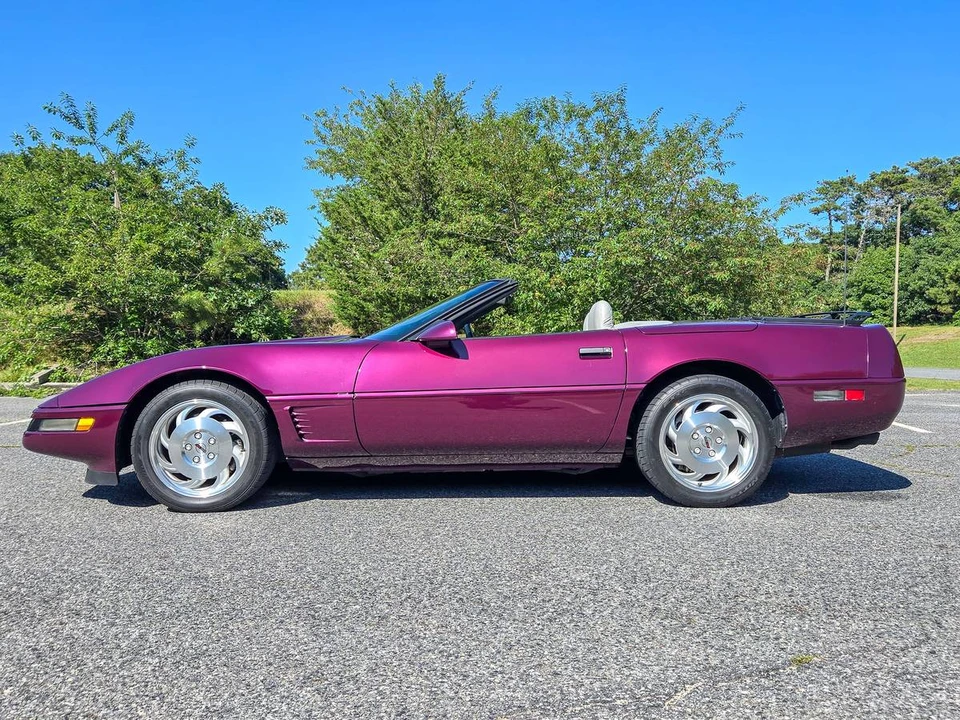 1995 Chevrolet Corvette C4 - Image 2 of 20