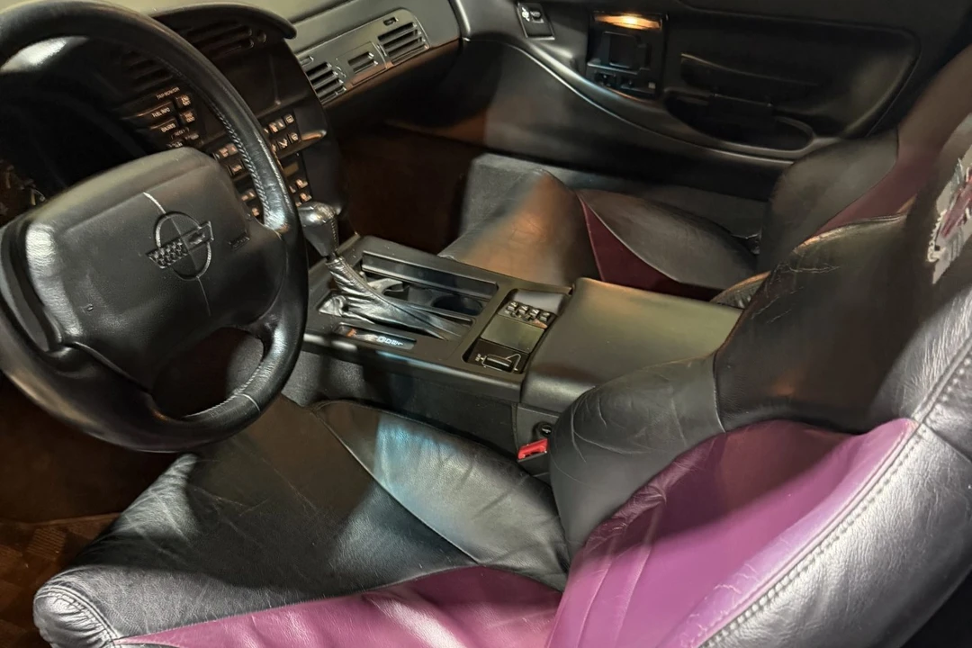 1995 Chevrolet Corvette C4 - Image 4 of 9