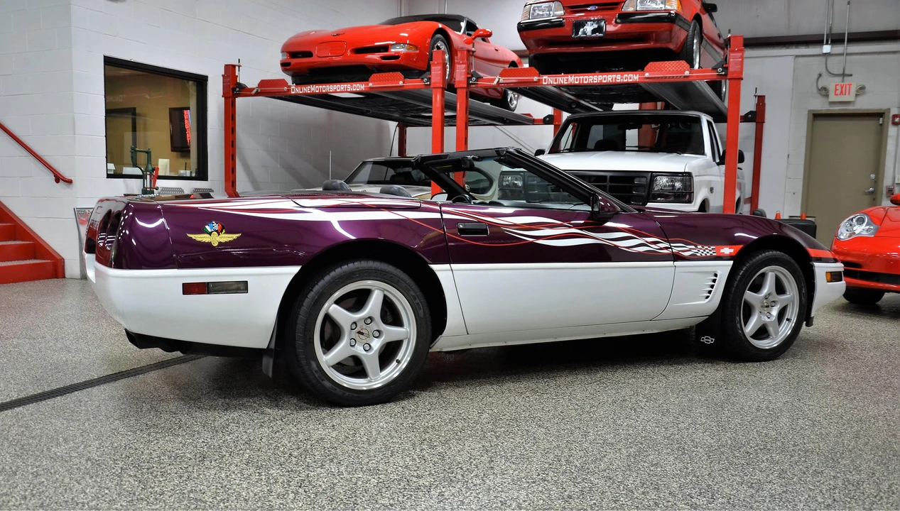 1995 Chevrolet Corvette C4 - Image 24 of 31