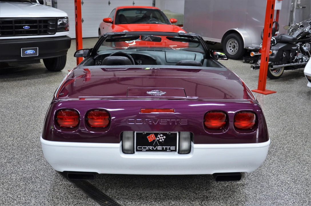 1995 Chevrolet Corvette C4 - Image 19 of 31