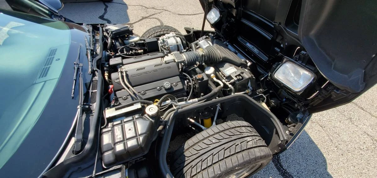 1995 Chevrolet Corvette C4 - Image 8 of 9