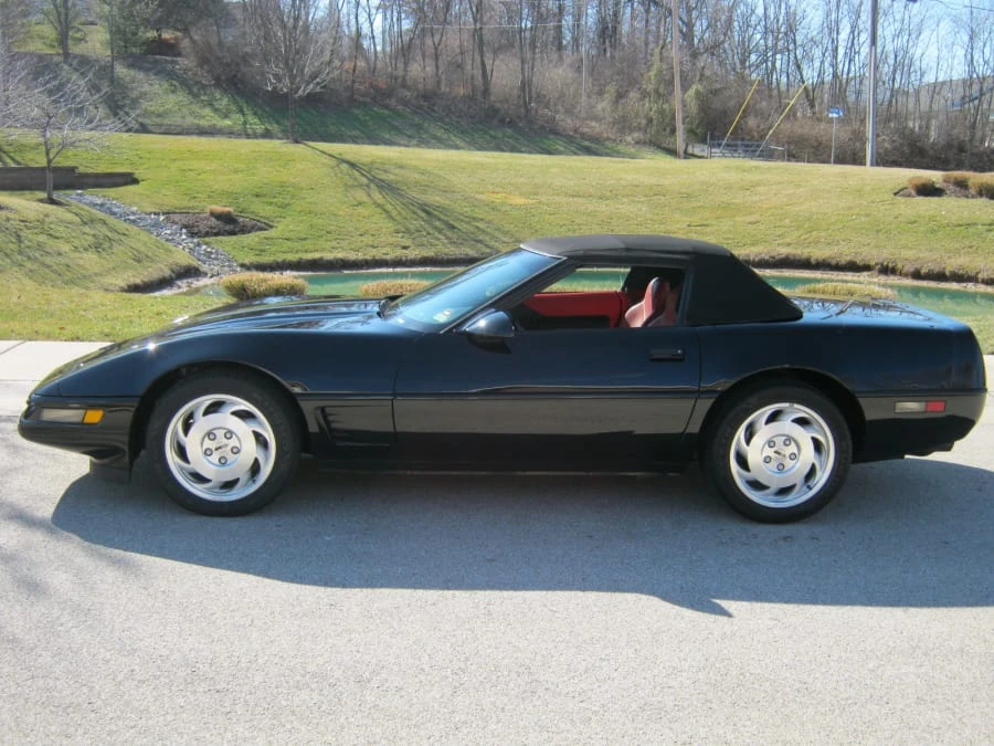 1995 Chevrolet Corvette C4 - Image 2 of 7