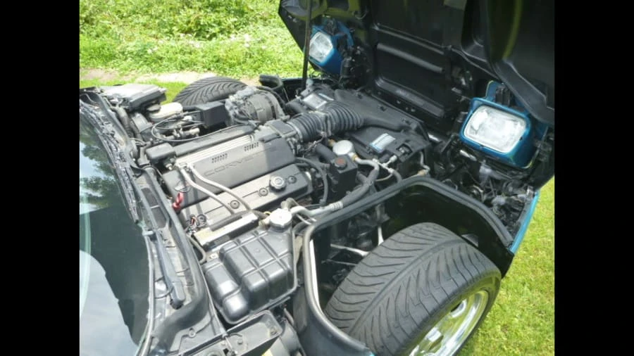 1995 Chevrolet Corvette C4 - Image 7 of 11