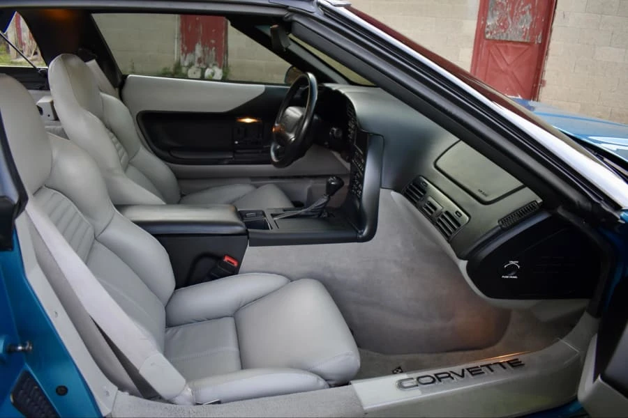 1995 Chevrolet Corvette C4 - Image 21 of 28