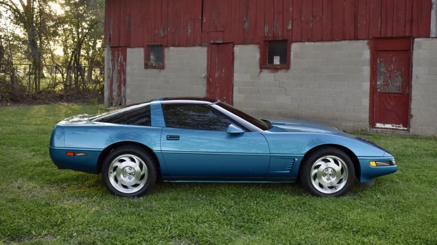 1995 Chevrolet Corvette C4 - Image 11 of 28