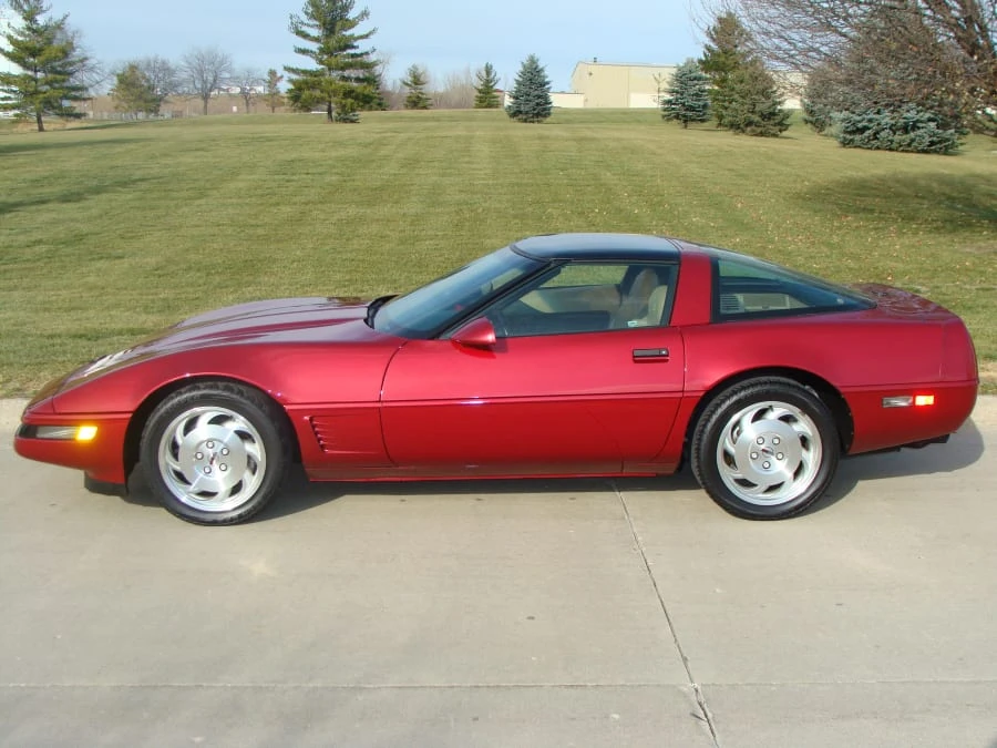 1995 Chevrolet Corvette C4 - Image 2 of 9