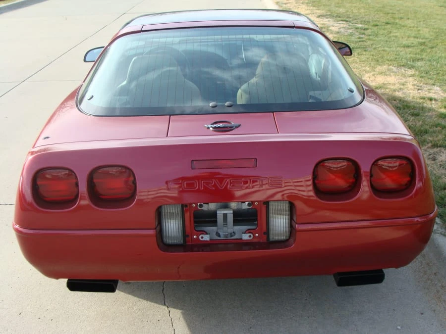 1995 Chevrolet Corvette C4 - Image 3 of 9