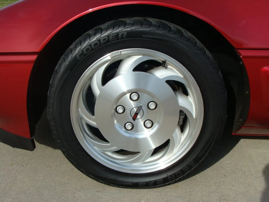 1995 Chevrolet Corvette C4 - Image 7 of 9