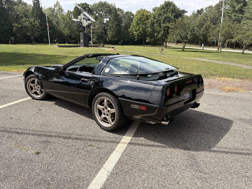 1995 Chevrolet Corvette C4 - Image 15 of 31