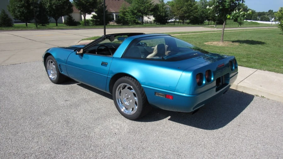 1995 Chevrolet Corvette C4 - Image 3 of 7