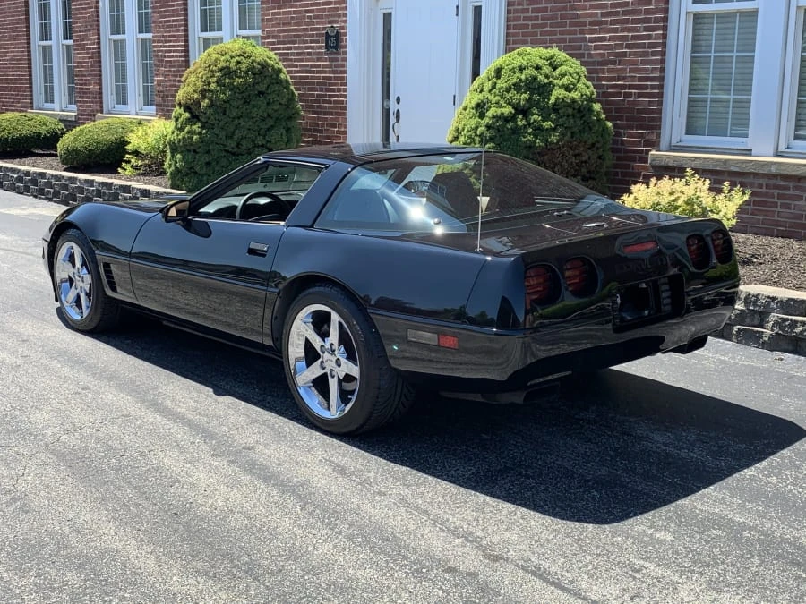 1995 Chevrolet Corvette C4 - Image 3 of 8