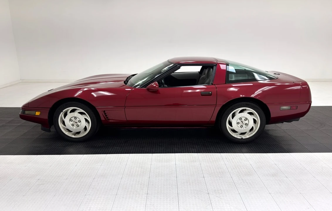 1995 Chevrolet Corvette C4 - Image 3 of 31