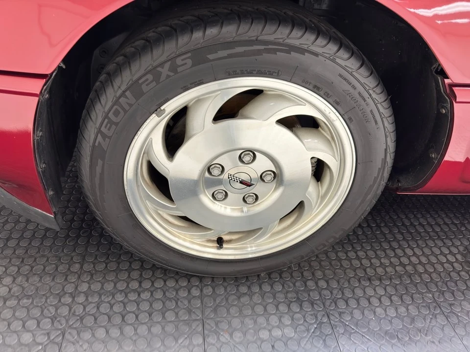 1995 Chevrolet Corvette C4 - Image 14 of 31