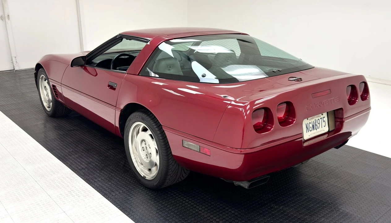 1995 Chevrolet Corvette C4 - Image 5 of 31