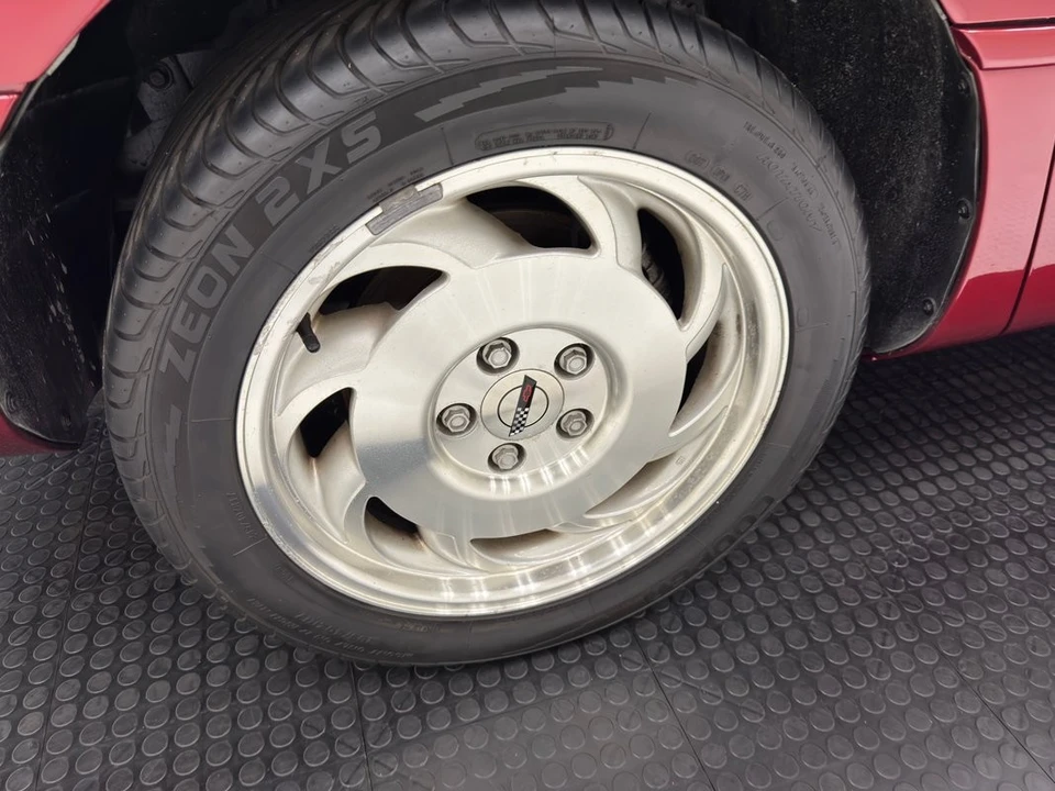 1995 Chevrolet Corvette C4 - Image 25 of 31