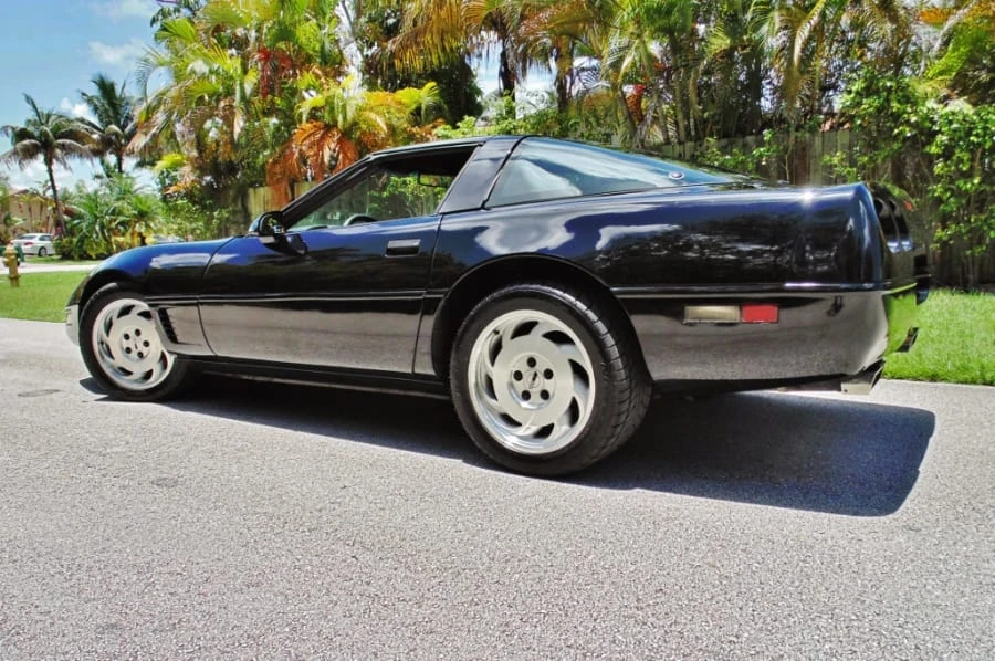 1995 Chevrolet Corvette C4 - Image 2 of 8