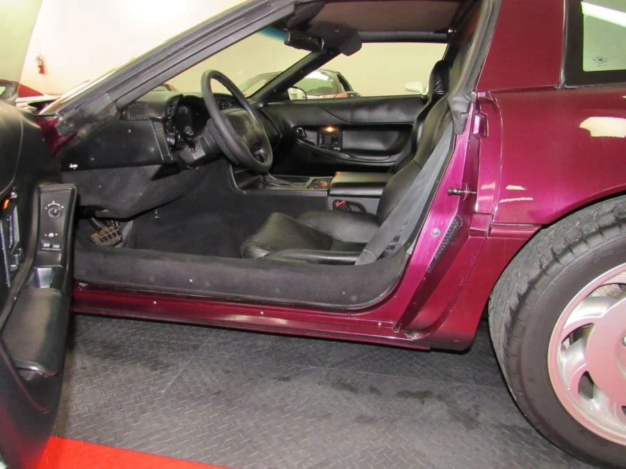 1995 Chevrolet Corvette C4 - Image 12 of 19