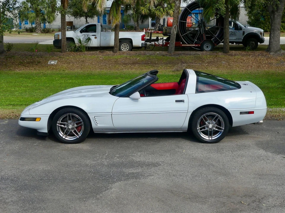 1995 Chevrolet Corvette C4 - Image 14 of 21