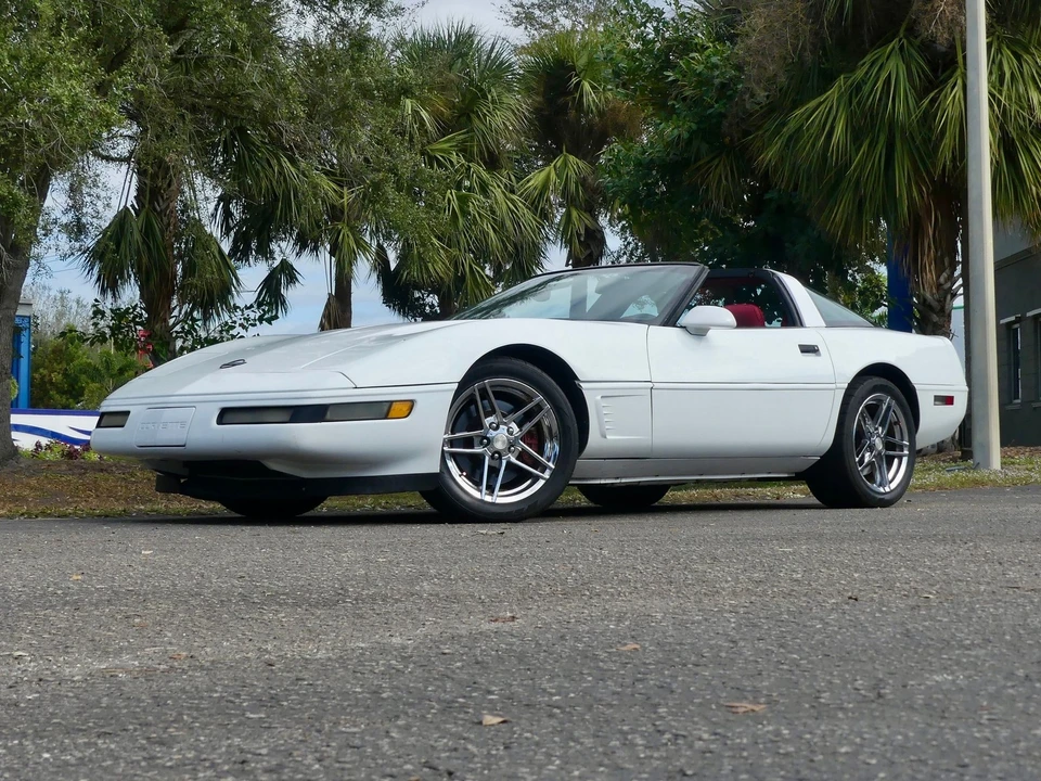 1995 Chevrolet Corvette C4 - Image 12 of 21