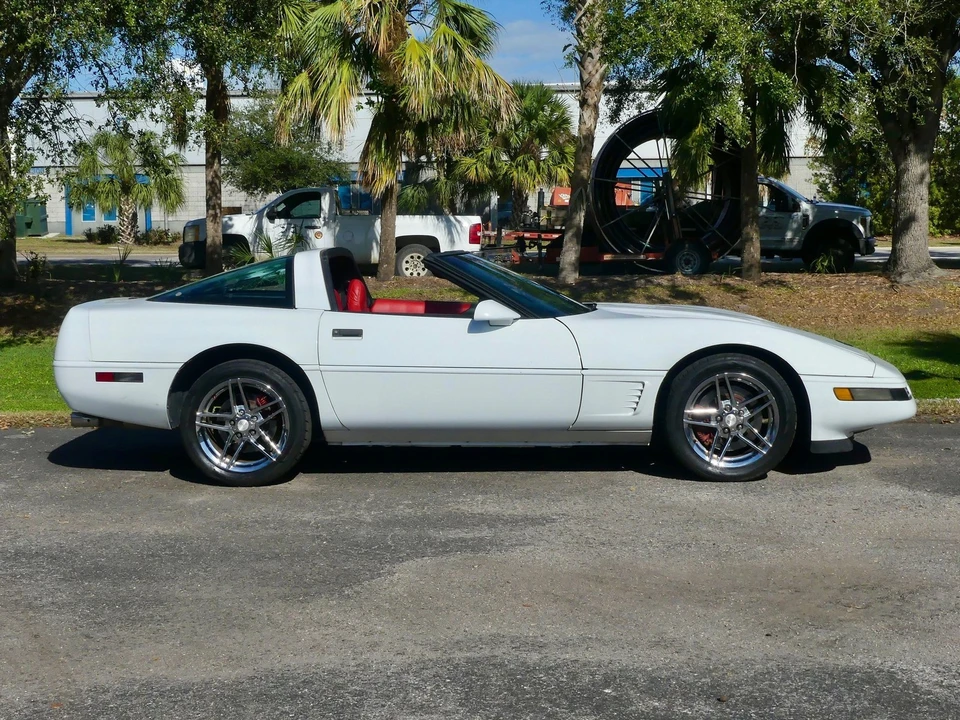1995 Chevrolet Corvette C4 - Image 5 of 21