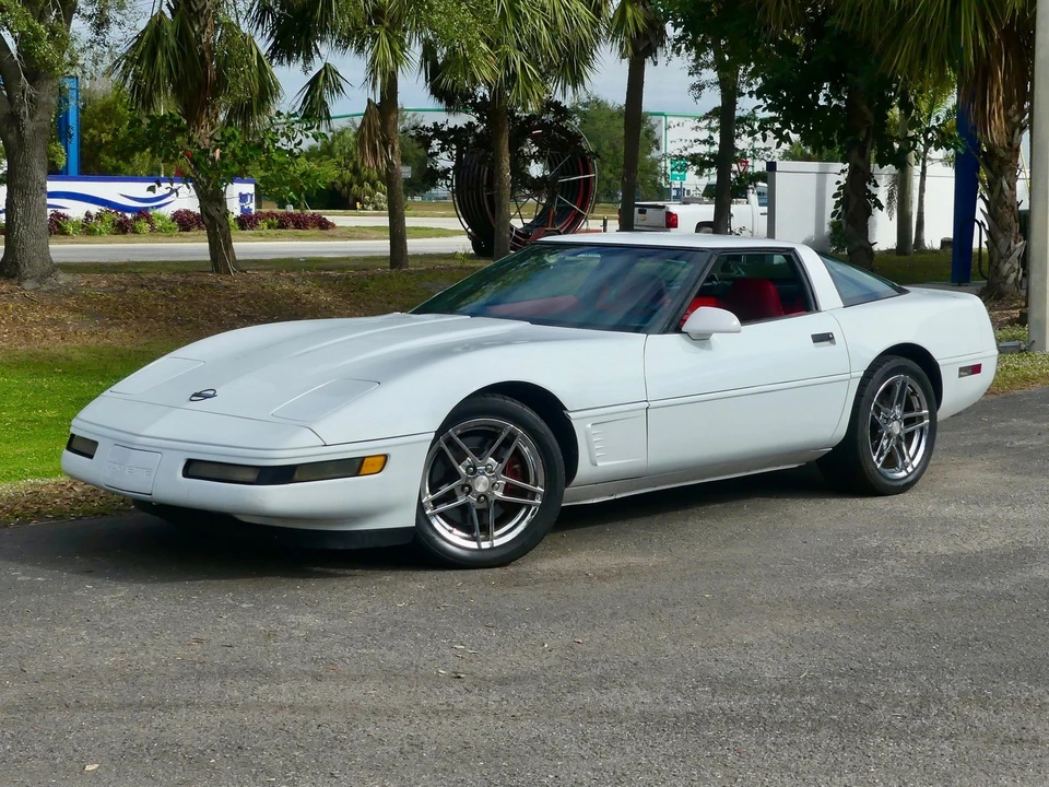1995 Chevrolet Corvette C4 - Image 3 of 21