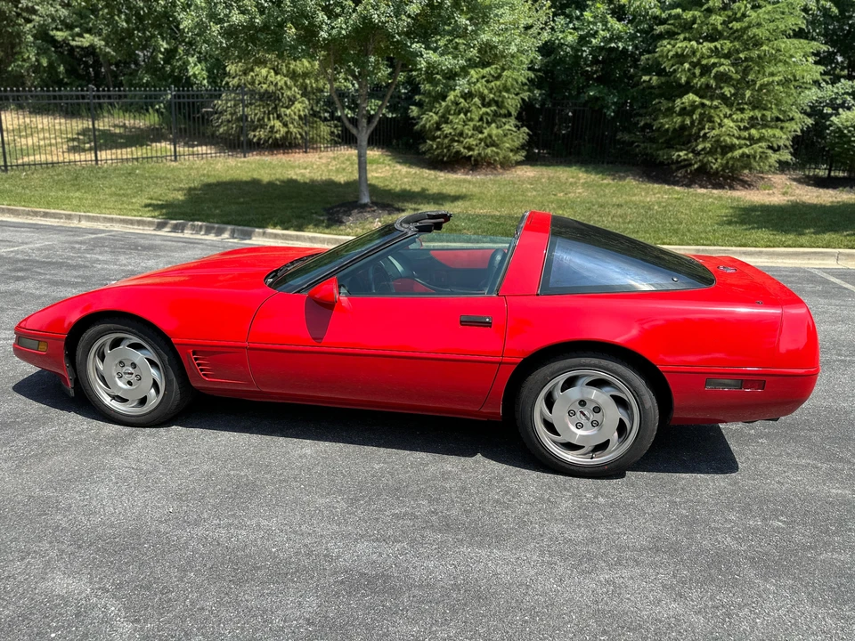 1995 Chevrolet Corvette C4 - Image 14 of 31