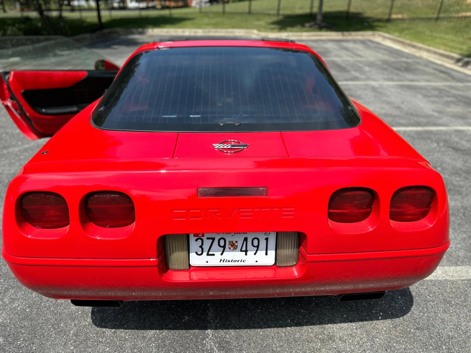 1995 Chevrolet Corvette C4 - Image 30 of 31