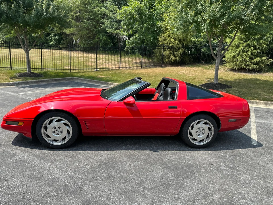1995 Chevrolet Corvette C4 - Image 13 of 31