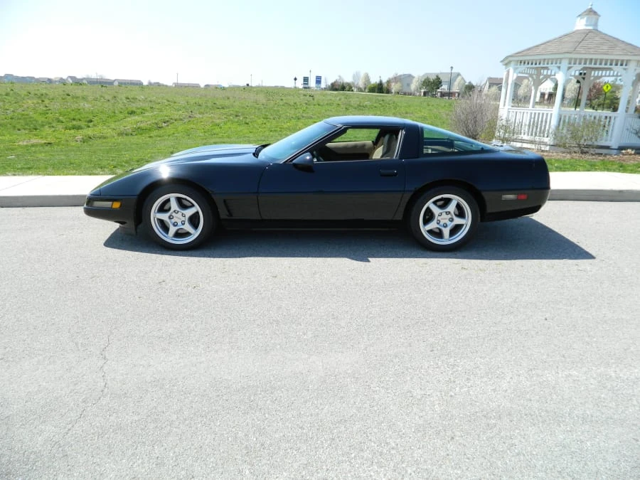 1995 Chevrolet Corvette C4 - Image 2 of 7