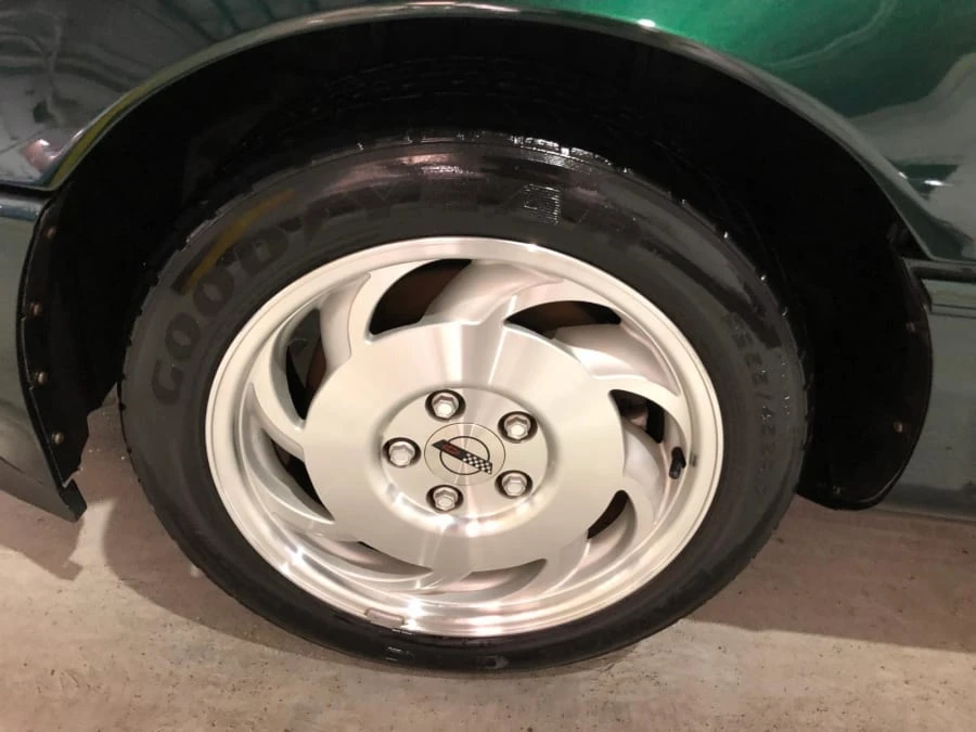 1995 Chevrolet Corvette C4 - Image 9 of 11