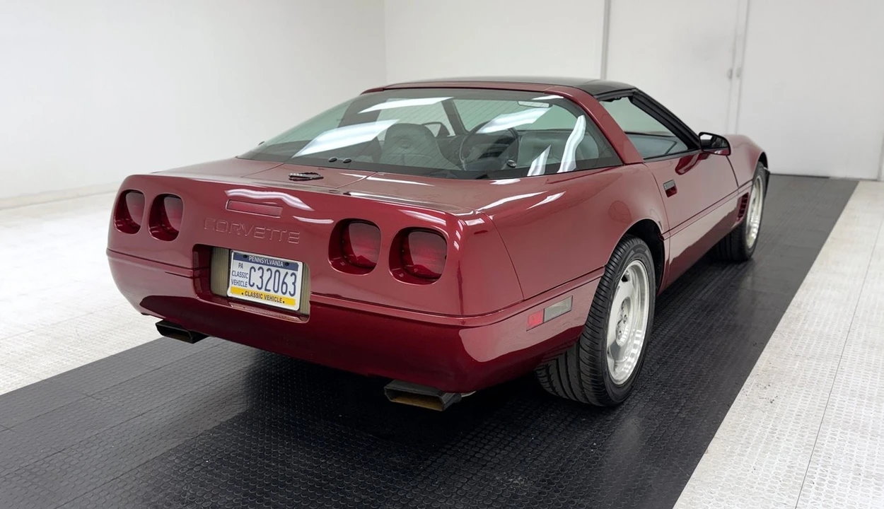 1995 Chevrolet Corvette C4 - Image 5 of 12