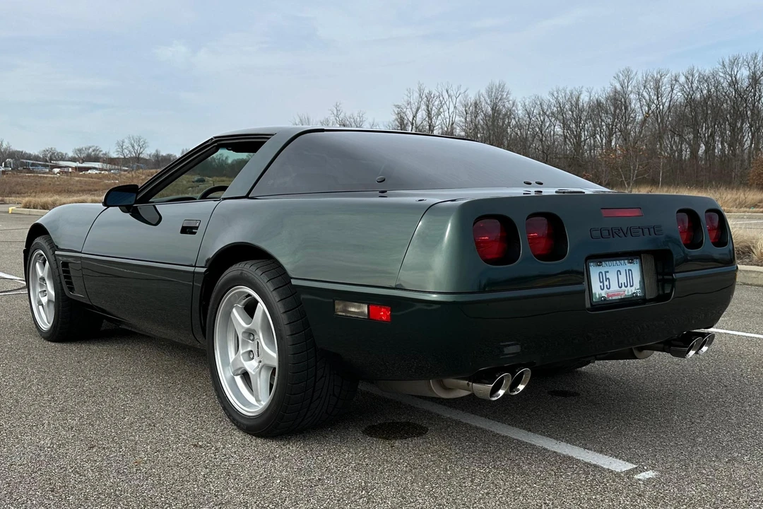 1995 Chevrolet Corvette C4 - Image 4 of 31